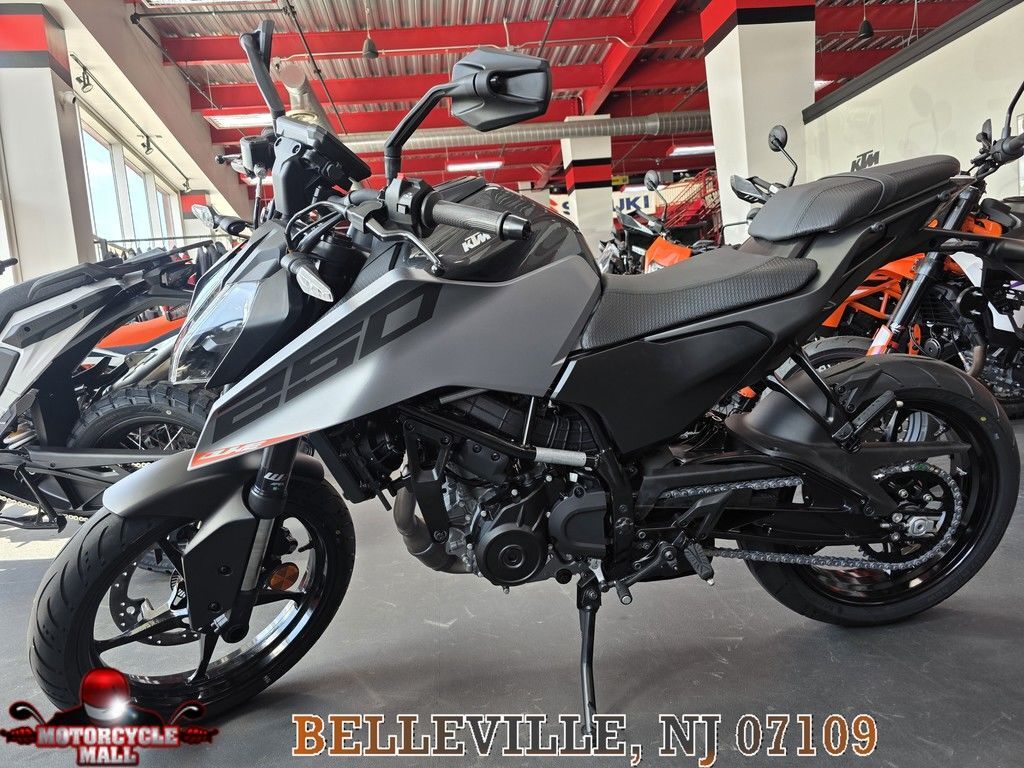 2026 KTM 250 Duke 250 in Belleville, NJ