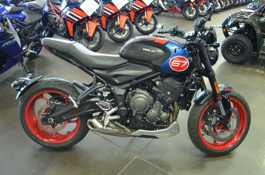 2026 Triumph Trident 660 Triple Tribute Edition Sapphire Black and C 660 TRIPLE TRIBUTE EDITION in Westfield, IN