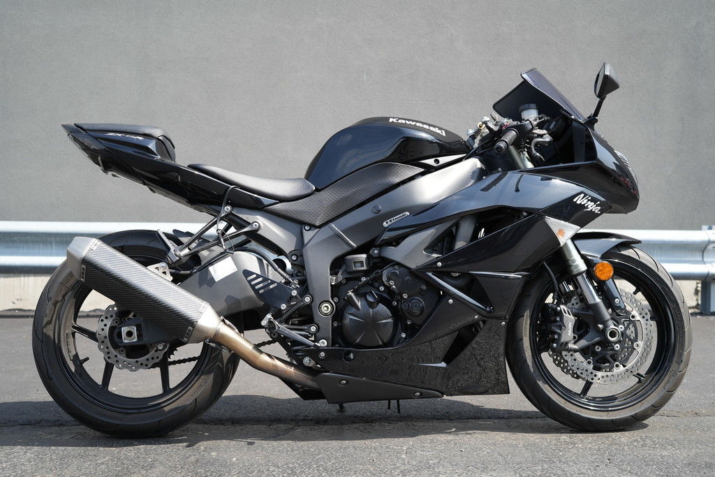 チベスナ Used 2010 Kawasaki Ninja Zx -6R Base For Sale in Elmhurst, IL