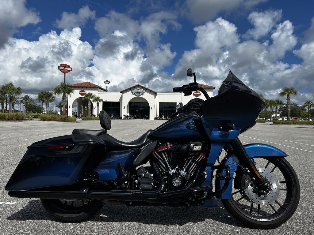 2019 Harley-Davidson® FLTRXSE - CVO Road Glide® CVO CUSTOM in St Augustine, FL