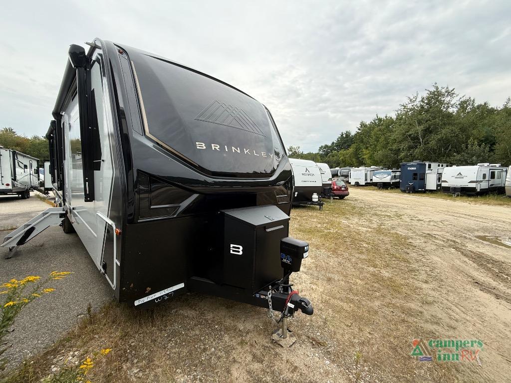 2027 Brinkley Model Z 315 Air in kingston NH