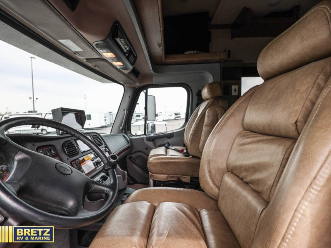 A photo of this 2020 Dynamax DX3 37TS