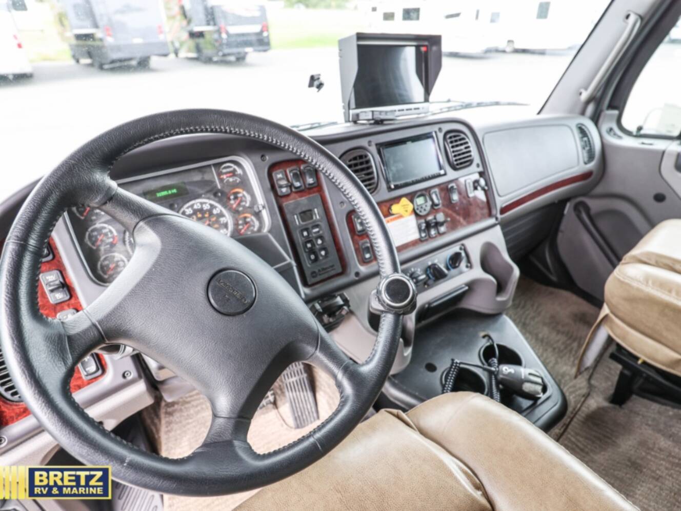 A photo of this 2020 Dynamax DX3 37TS