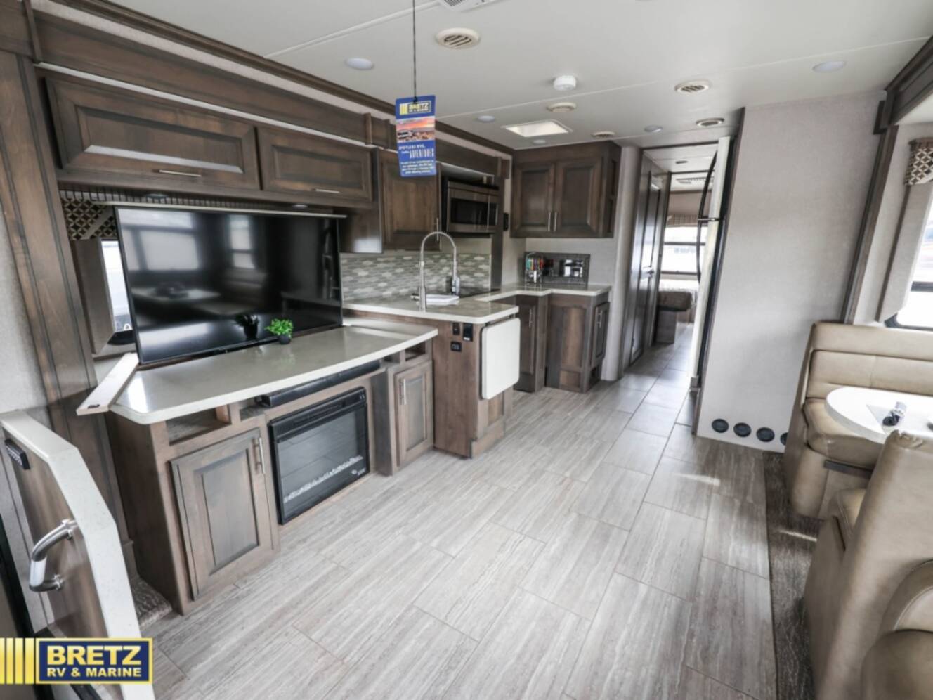 A photo of this 2020 Dynamax DX3 37TS