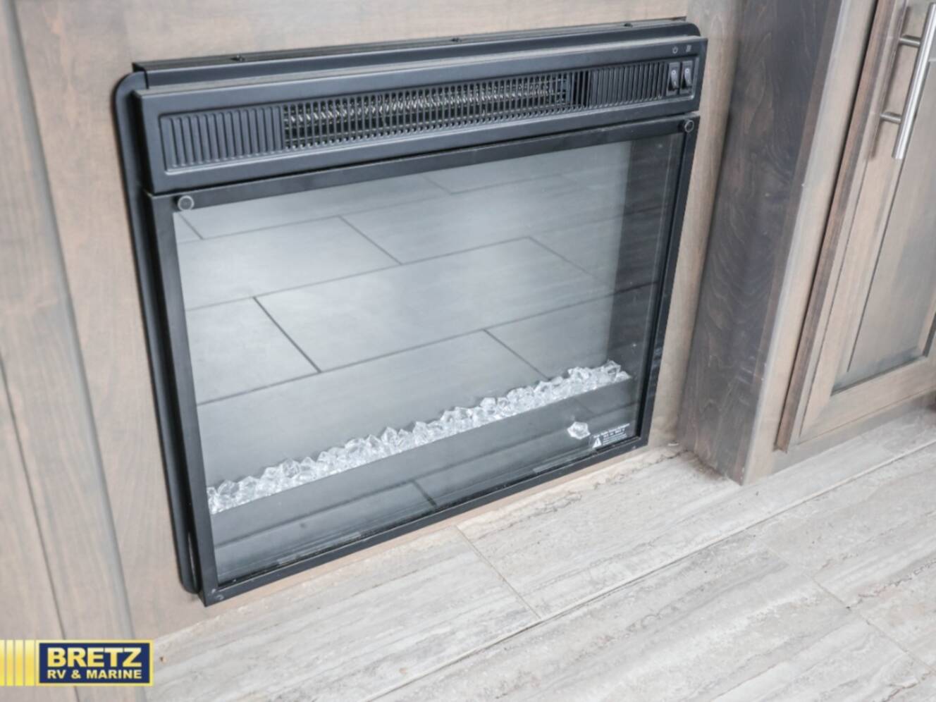 A photo of this 2020 Dynamax DX3 37TS