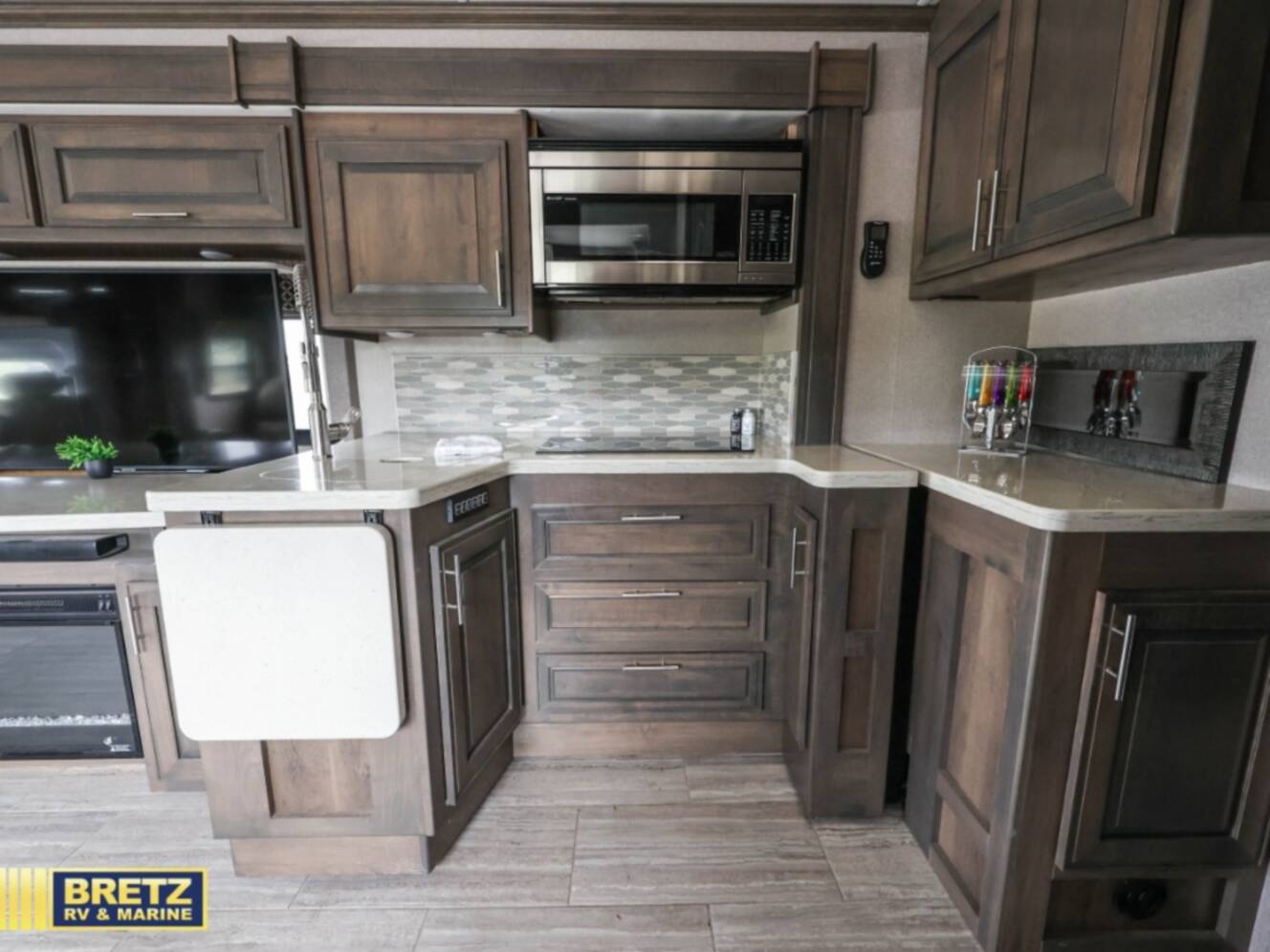 A photo of this 2020 Dynamax DX3 37TS