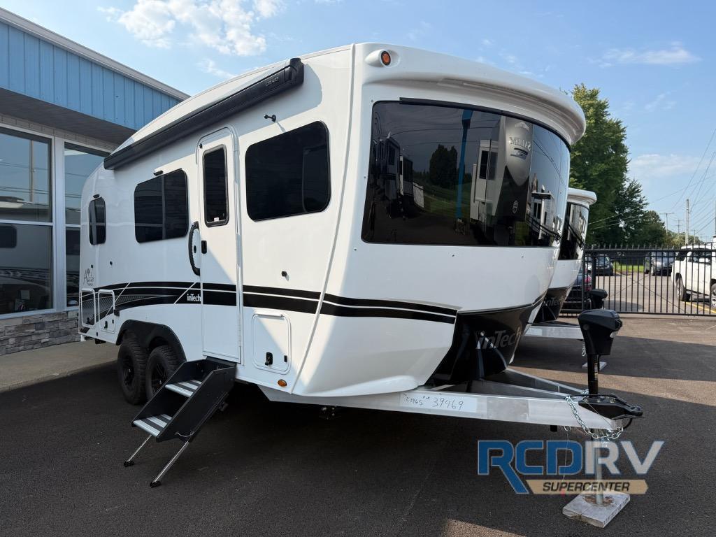 2027 Intech Rv Aucta Magnolia in heath OH