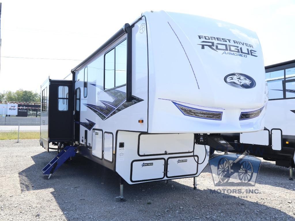 2027 Forest River Rv Vengeance Rogue Armored 351G2 in batavia OH