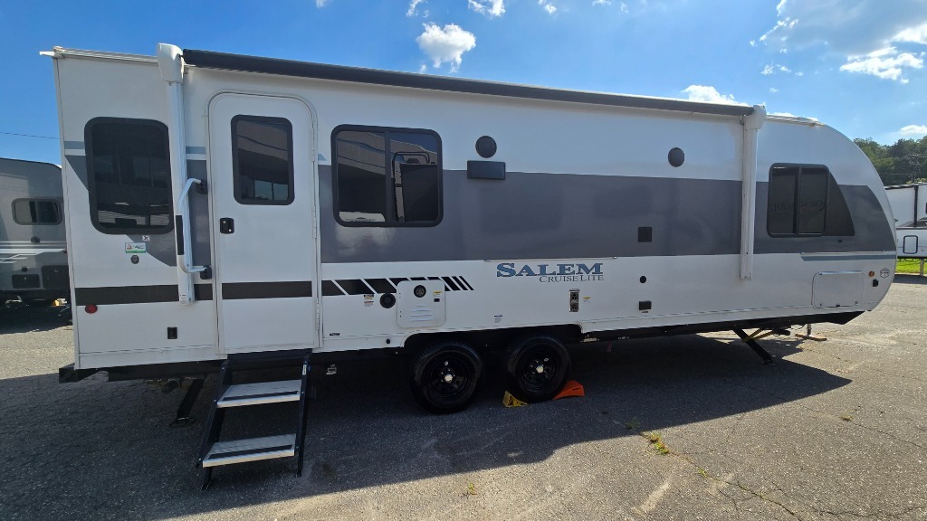 2025 Forest River Rv Salem Cruise Lite 24RLXLX in hickory NC