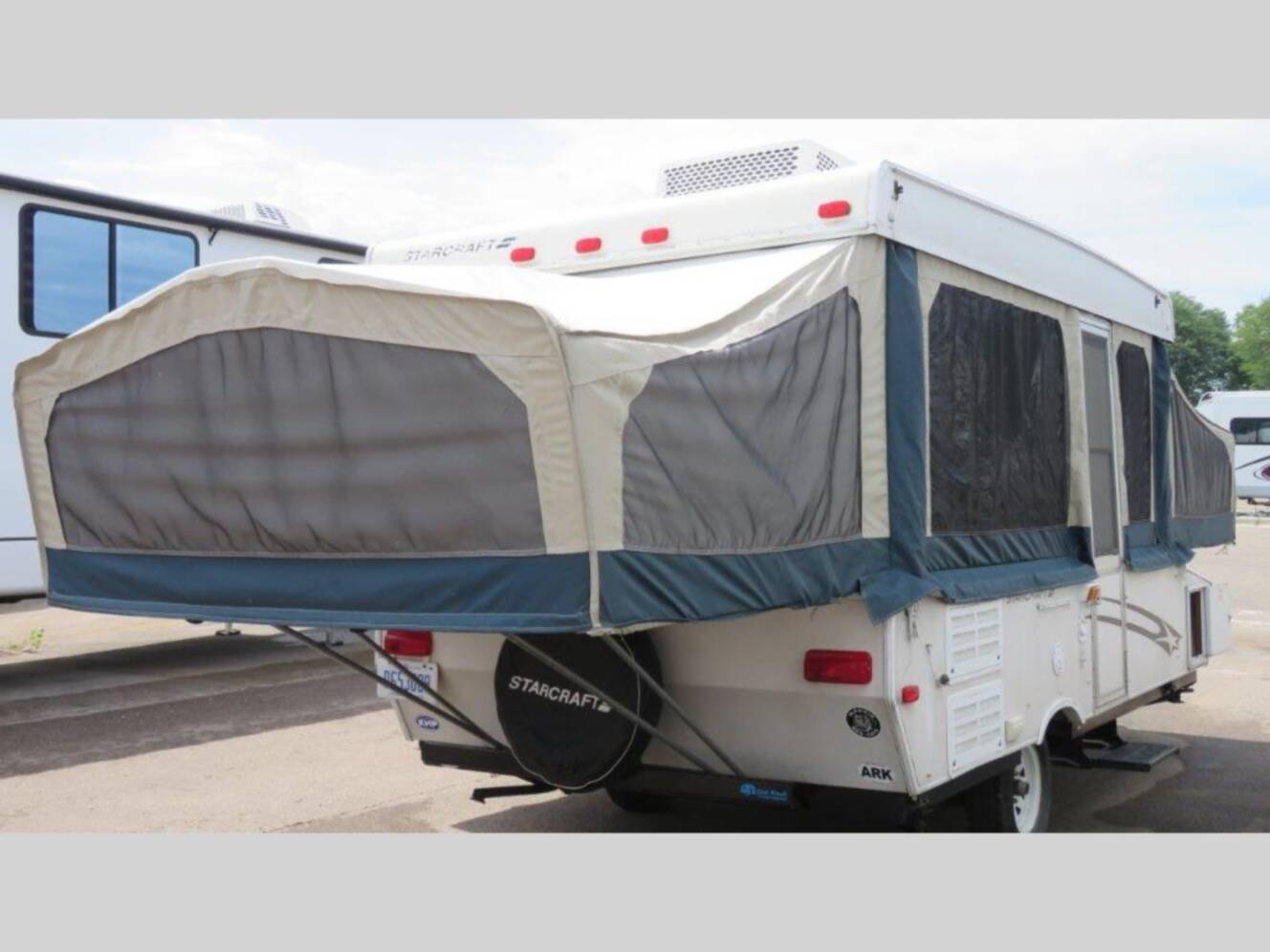 A photo of this 2009 Starcraft Starcraft 2409