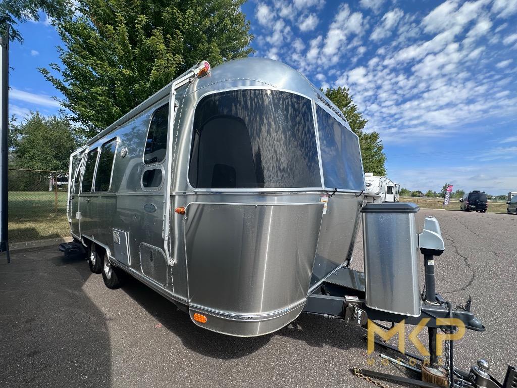 2016 Airstream Flying Cloud 23FB in ramsey MN