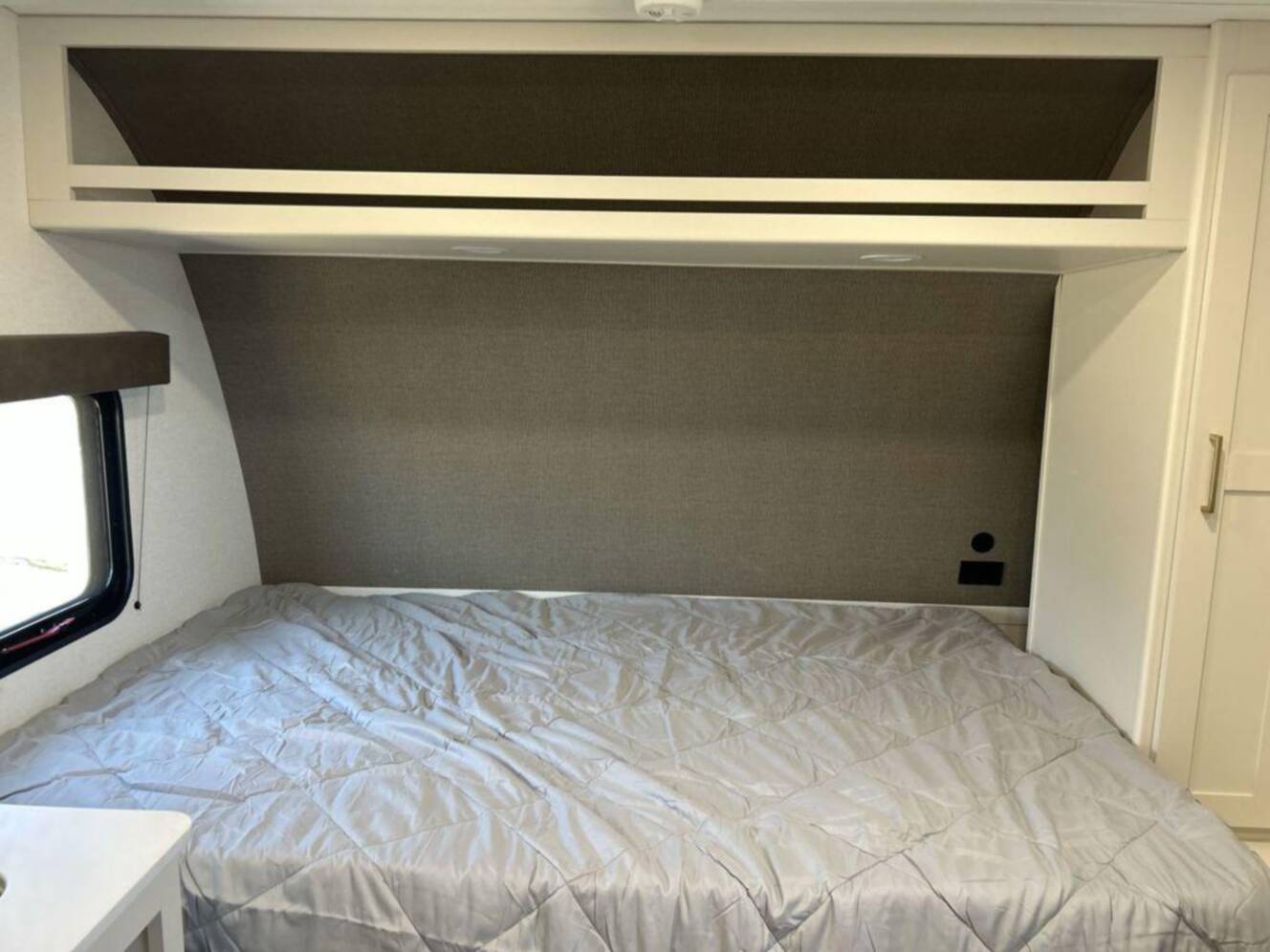 A photo of this 2027 Grand Design Transcend Lite 121RBL