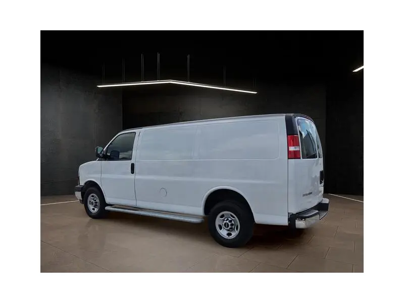 2024 GMC SAVANA