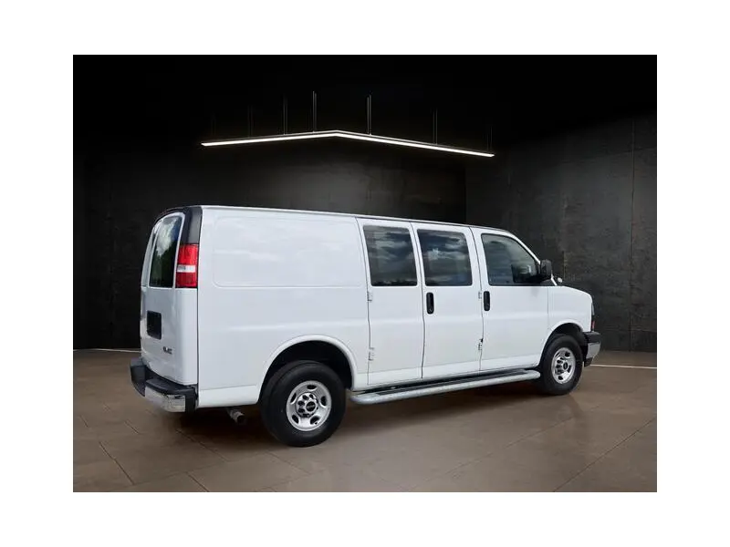 2024 GMC SAVANA