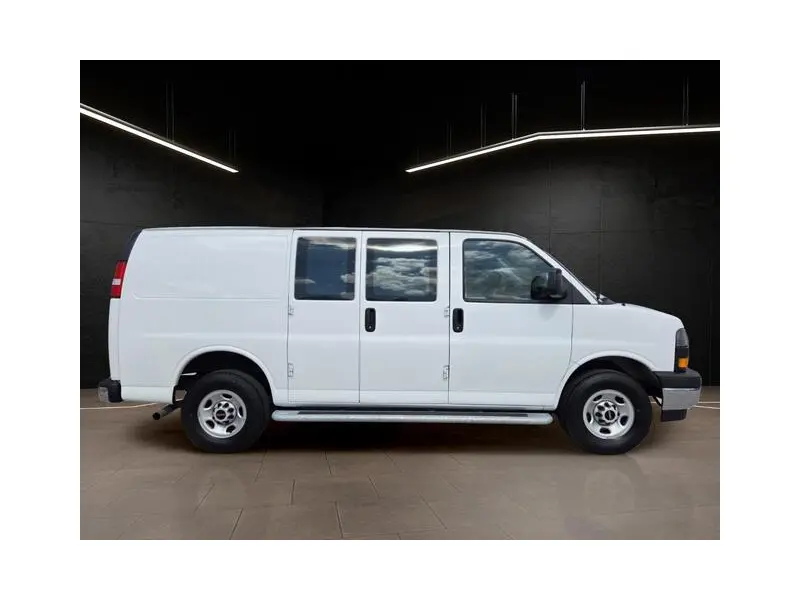 2024 GMC SAVANA