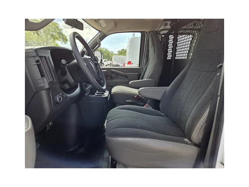 2024 GMC SAVANA