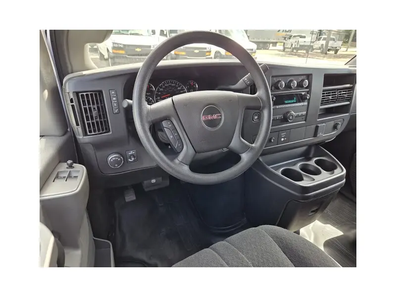 2024 GMC SAVANA