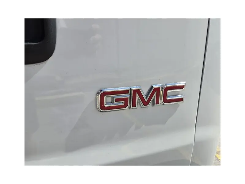 2024 GMC SAVANA
