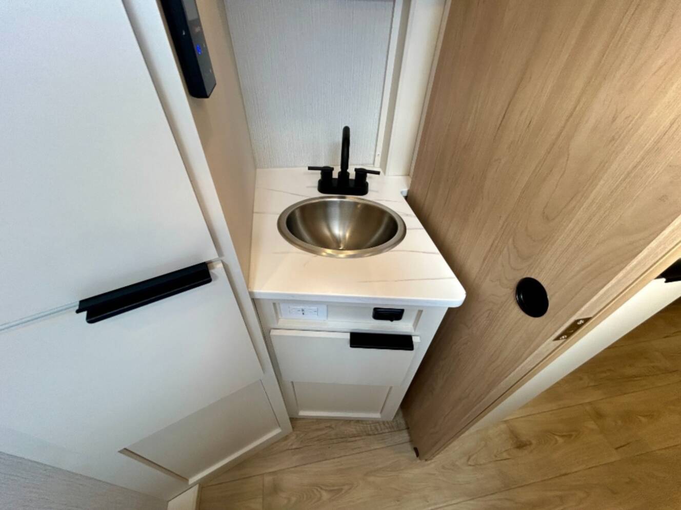 A photo of this 2026 Winnebago Micro Minnie 2108FBS