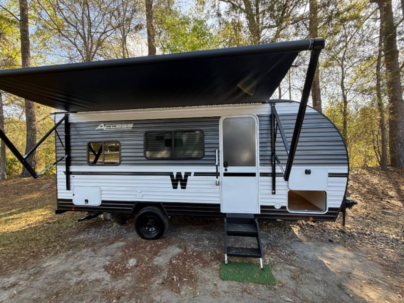 A photo of this 2026 Winnebago Access 18RK