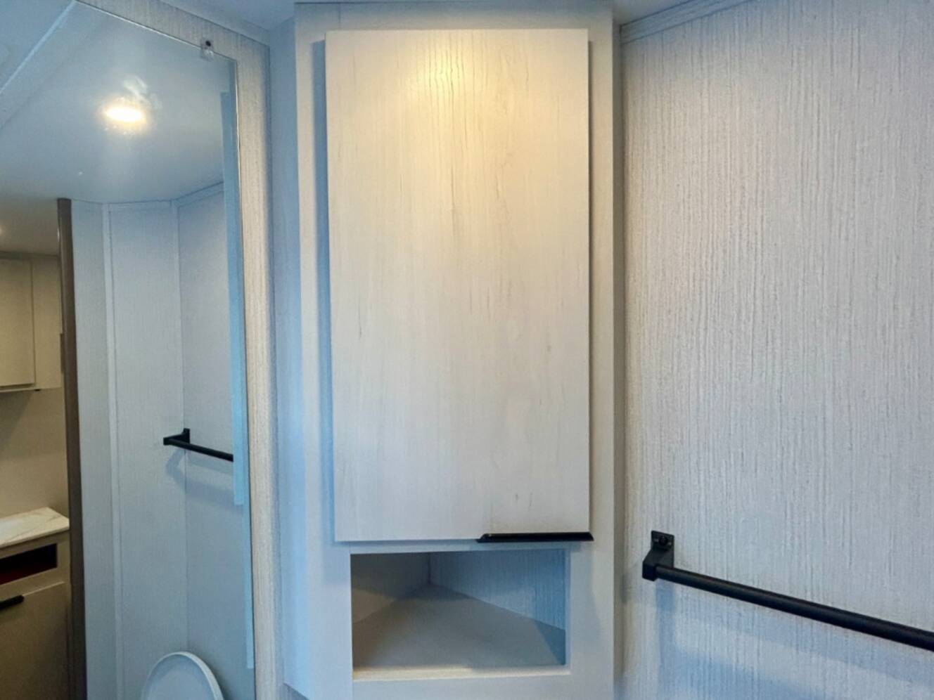 A photo of this 2026 Winnebago Access 18RK