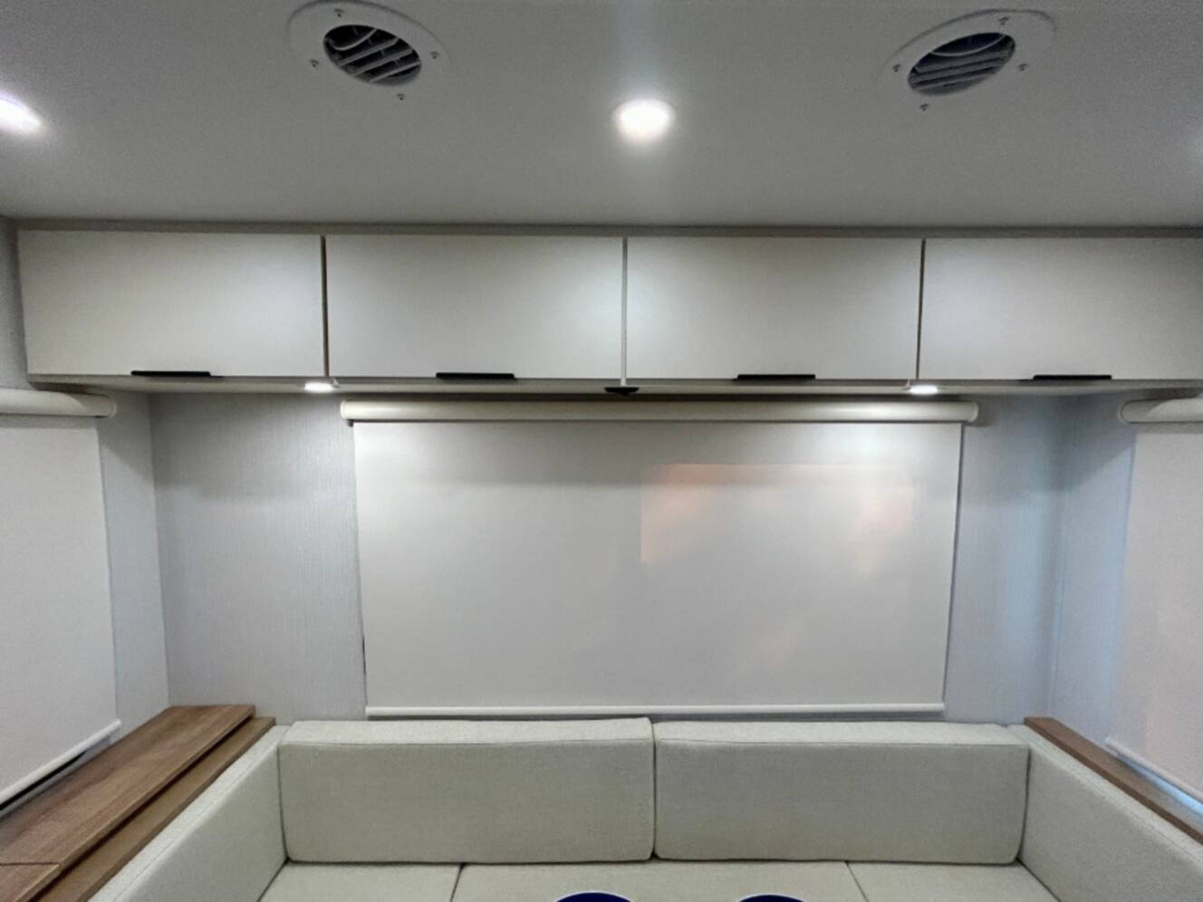 A photo of this 2026 Winnebago Thrive 25RLS