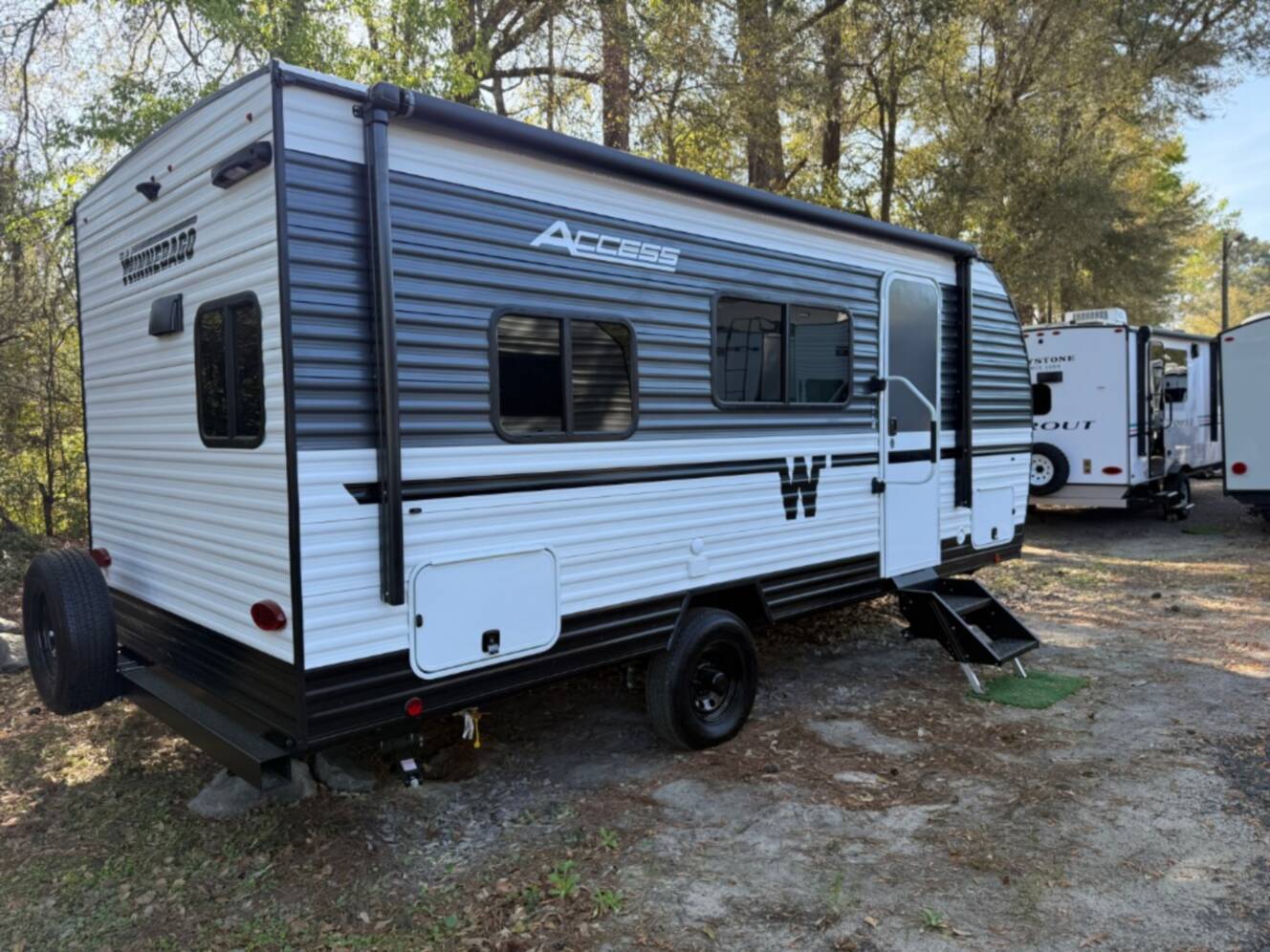 A photo of this 2026 Winnebago Access 18RK
