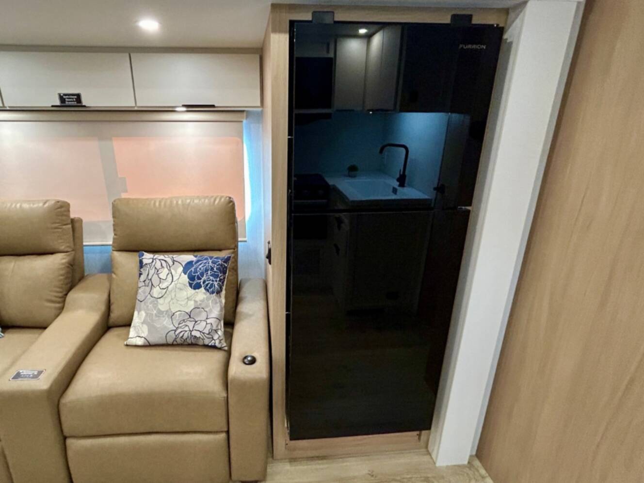 A photo of this 2026 Winnebago Thrive 25RLS