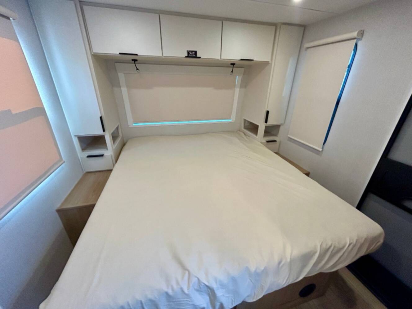 A photo of this 2026 Winnebago Thrive 25RLS