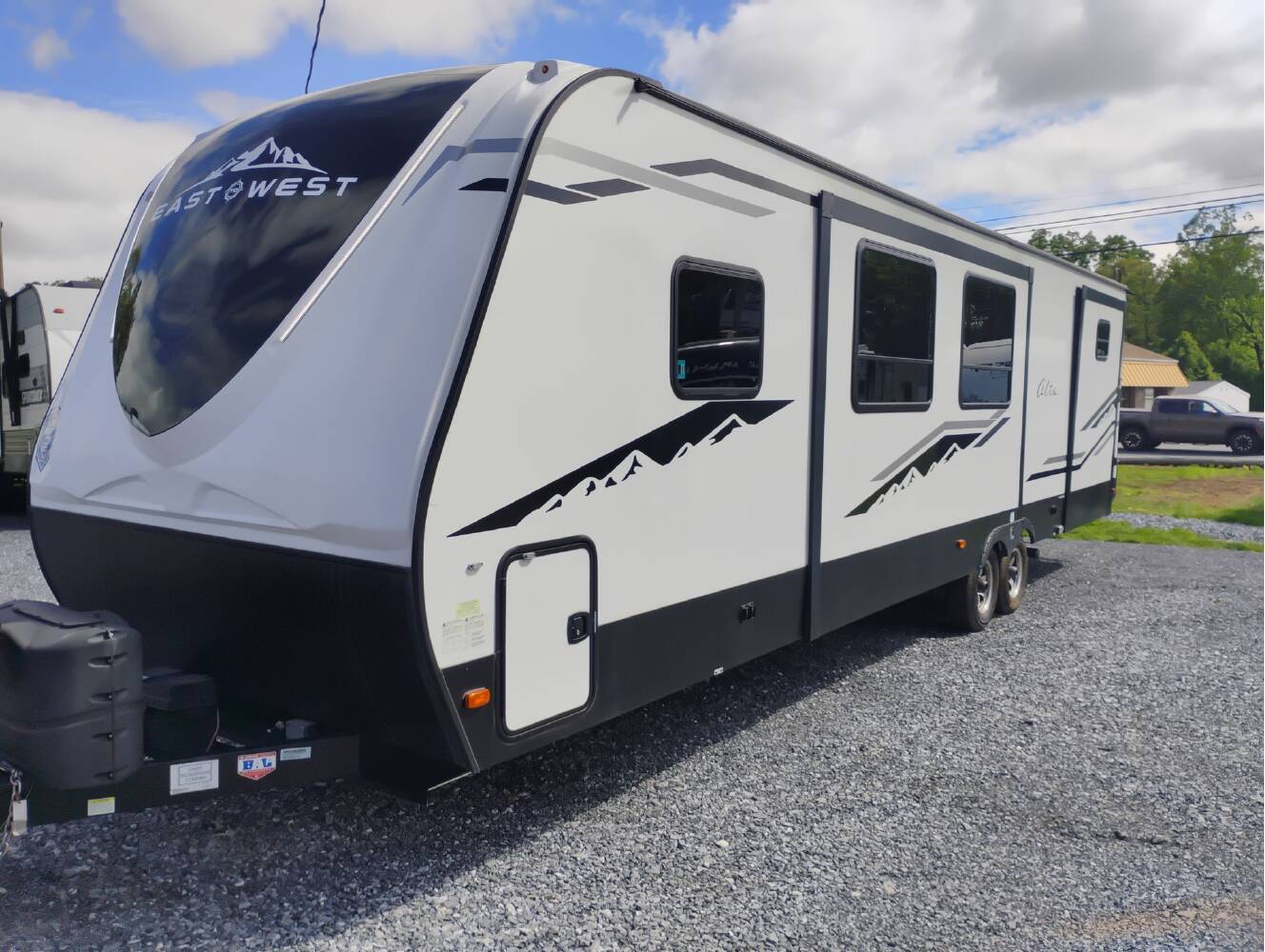 A photo of this 2021 East To West Alta 3150KBH