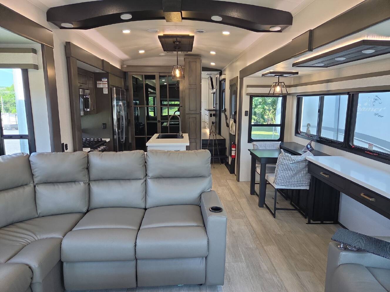 A photo of this 2026 Heartland Bighorn 38RE