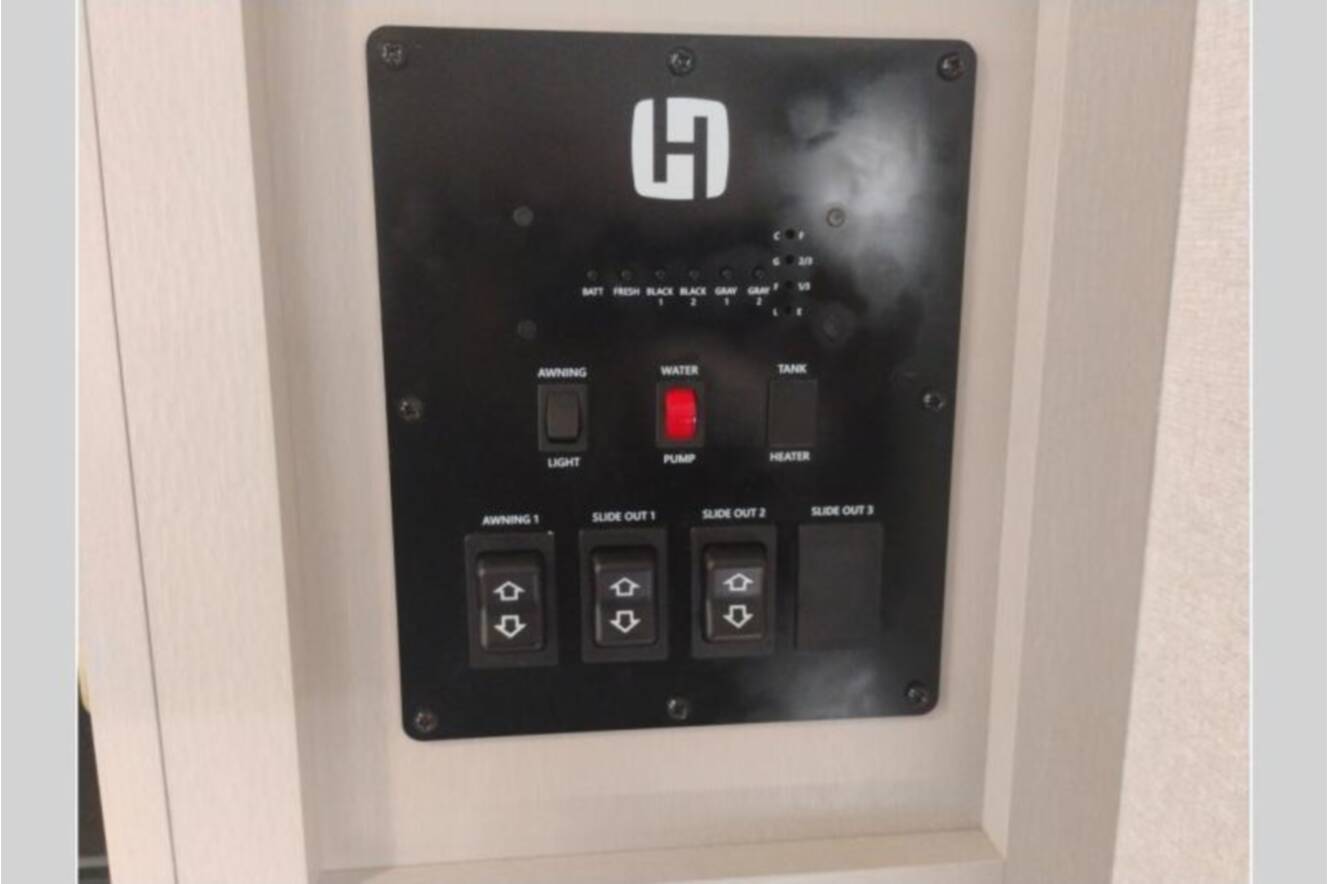 A photo of this 2026 Heartland Sundance Ultra-Lite 29RLBS