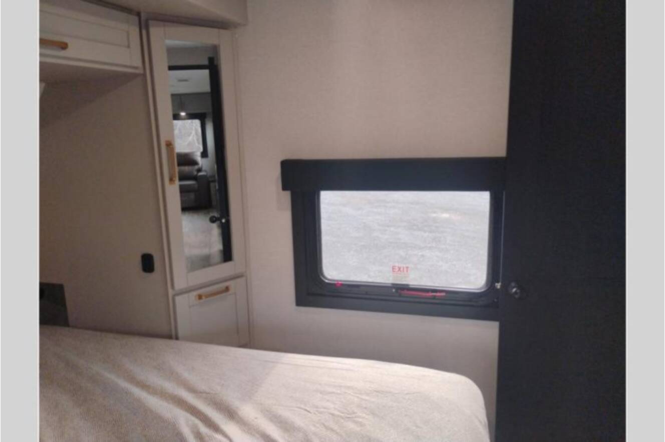 A photo of this 2026 Heartland Sundance Ultra-Lite 29RLBS