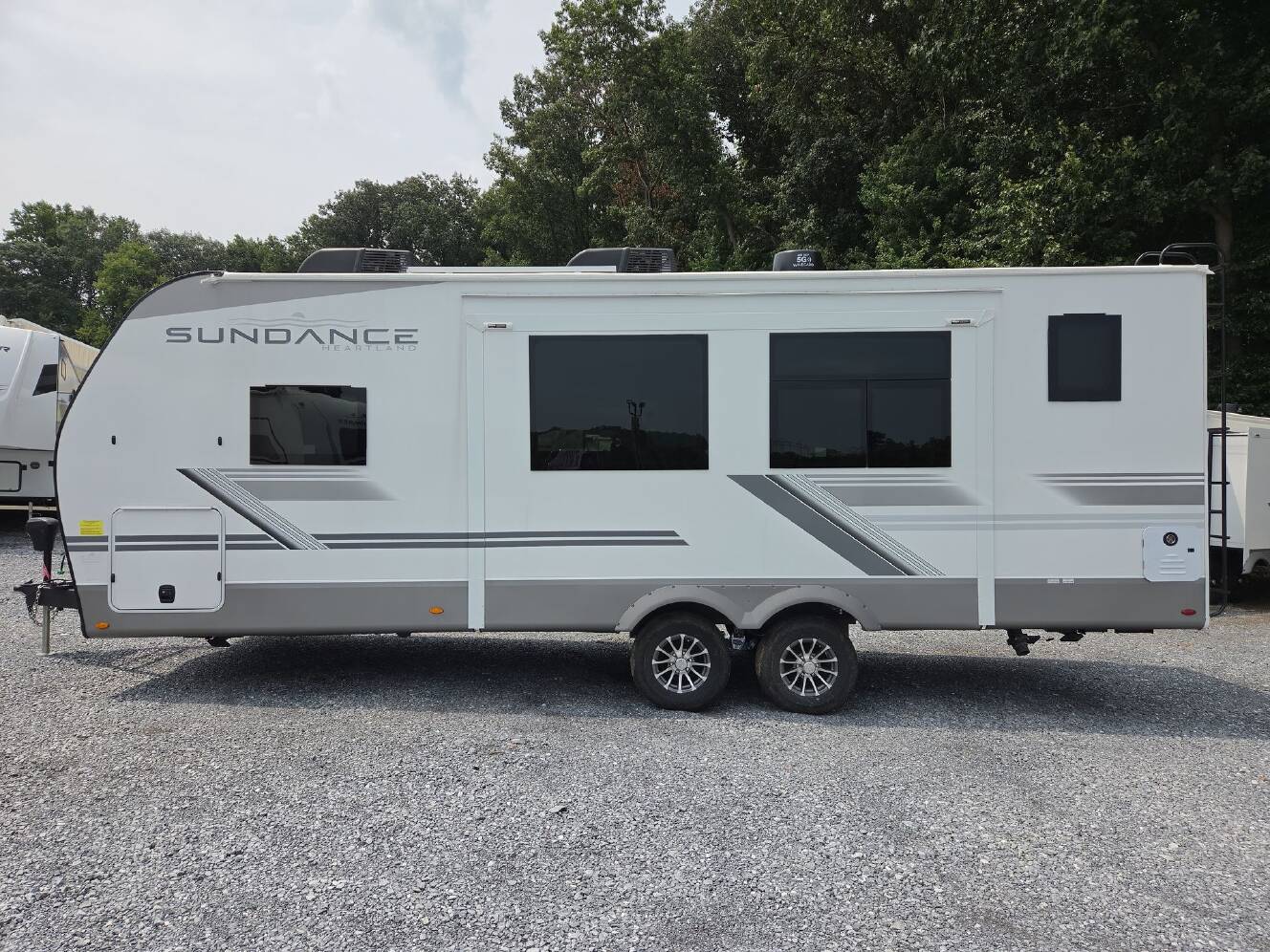A photo of this 2026 Heartland Sundance Ultra-Lite 27RBSS