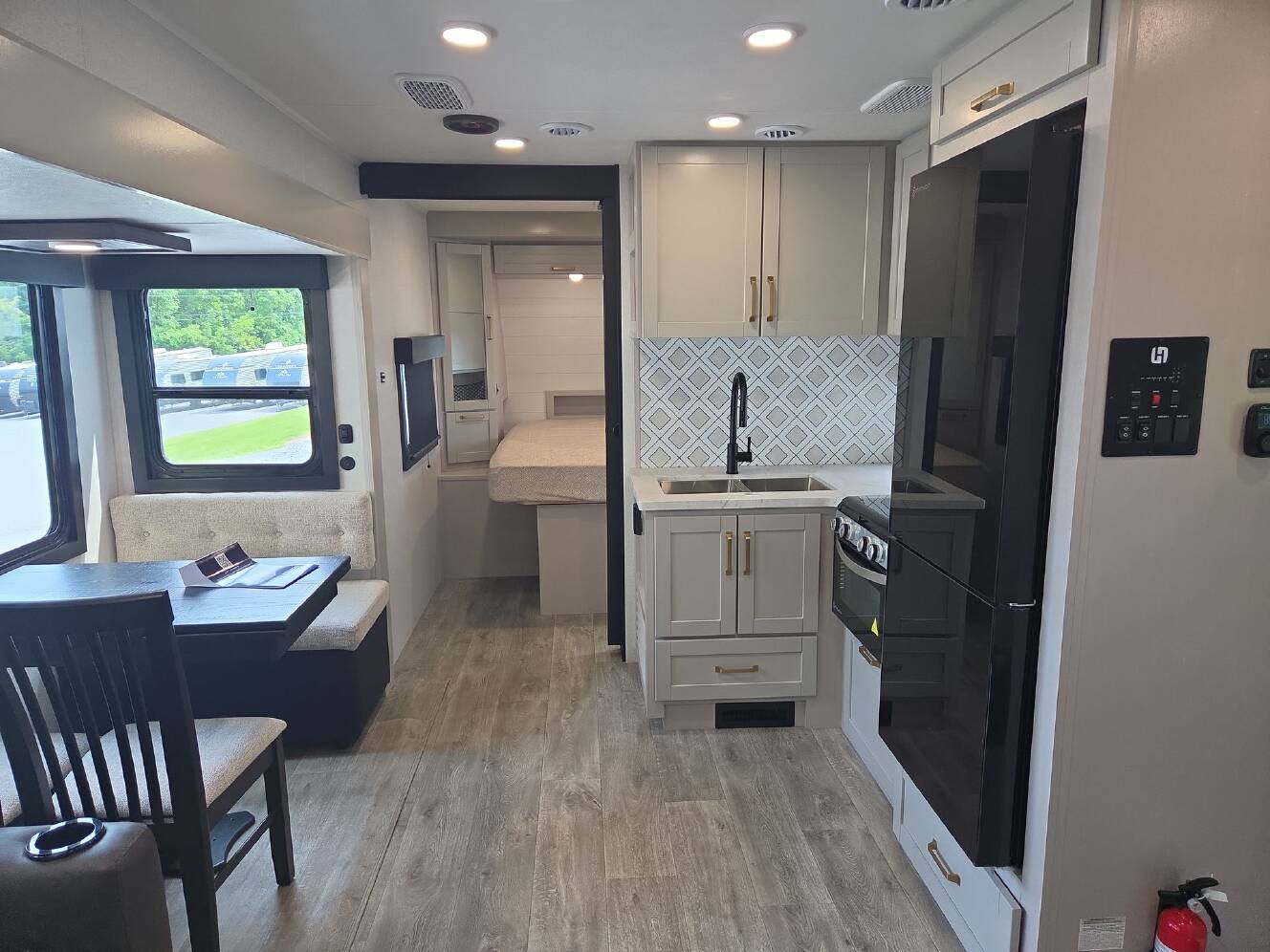 A photo of this 2026 Heartland Sundance Ultra-Lite 27RBSS