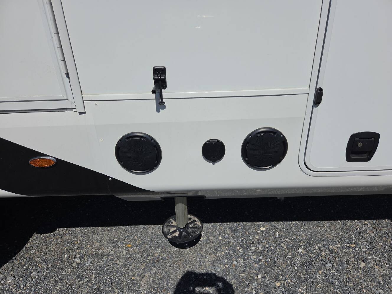 A photo of this 2026 Heartland Bighorn 37MD