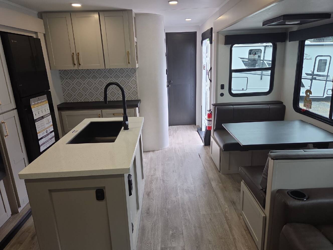 A photo of this 2027 Heartland Sundance Ultra-Lite 31BROK