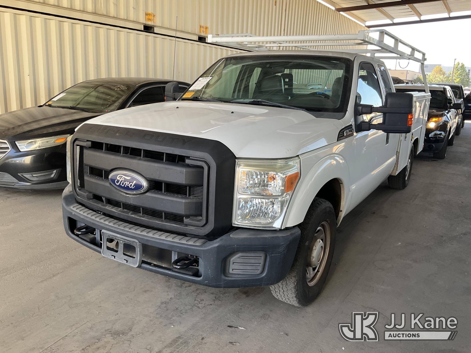 2011 FORD F-350 in Jurupa Valley, CA