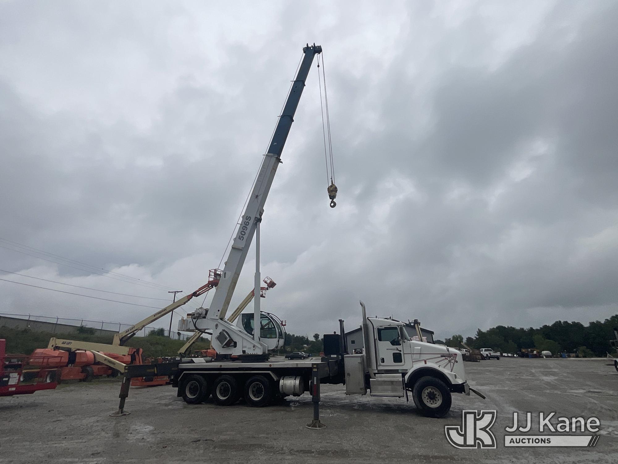 2013 Kenworth T800 in Saint Clairsville, OH