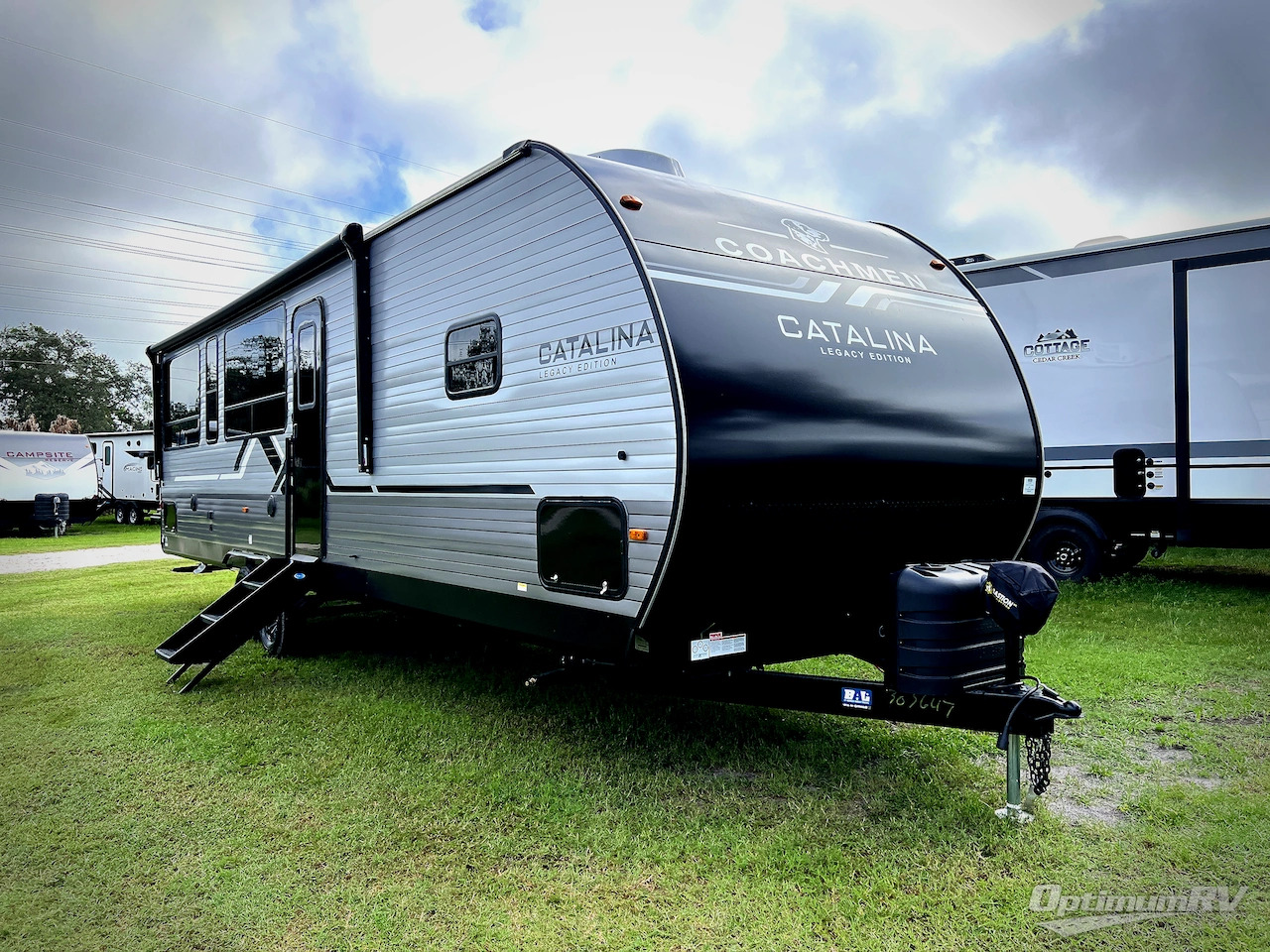 2027 Coachmen Catalina Legacy Edition 283RNR RV
