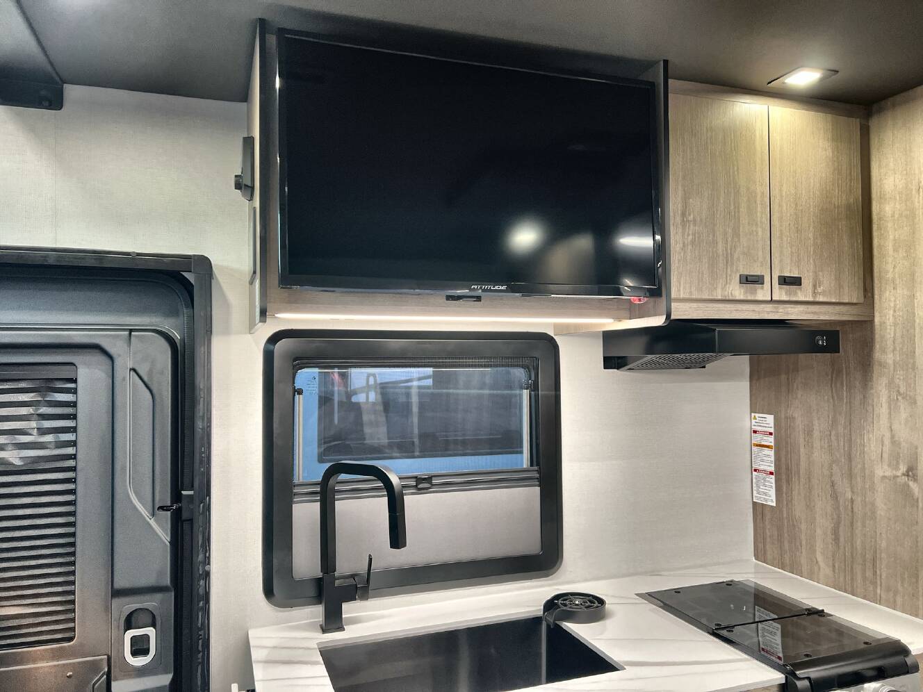 A photo of this 2026 Grand Design Lineage Series M 25TK