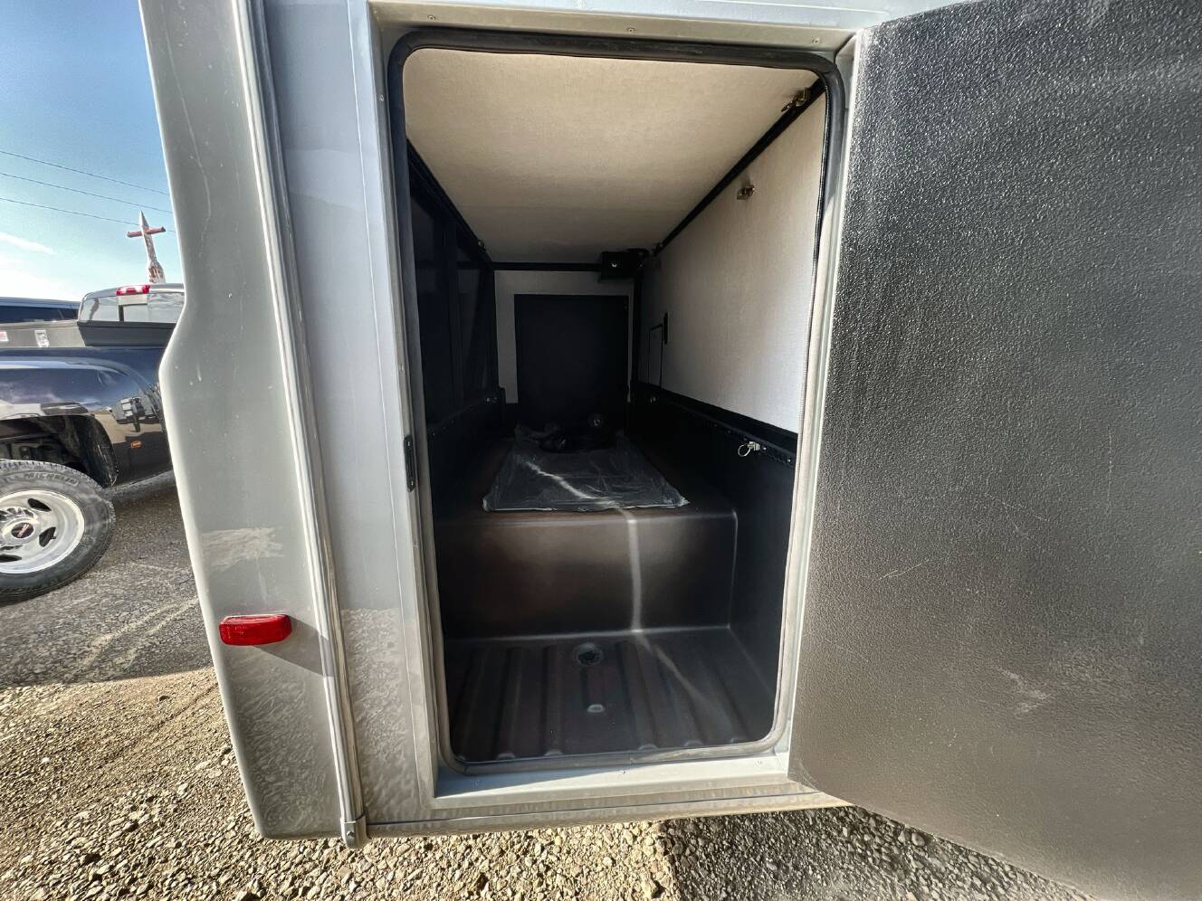 A photo of this 2026 Grand Design Lineage Series M 25TK