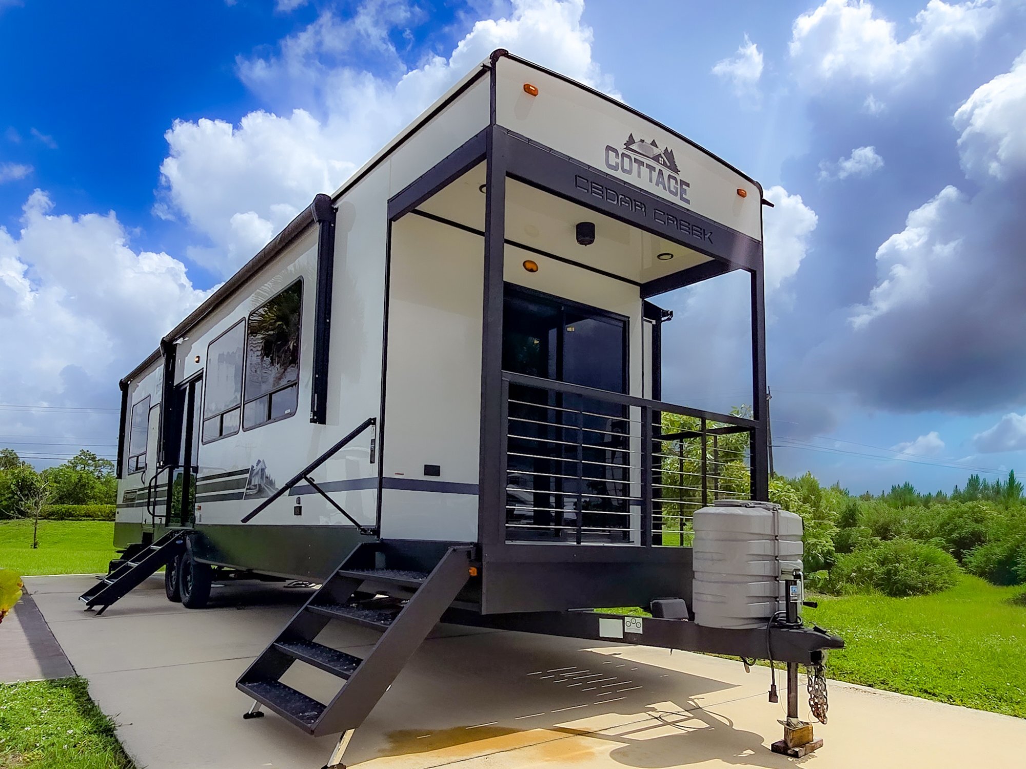 2024 Forest River Cedar Creek Cottage 40CFD in fort myers FL
