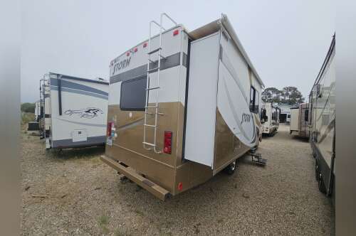 2012 Fleetwood Rv Storm 32BH in pismo beach CA
