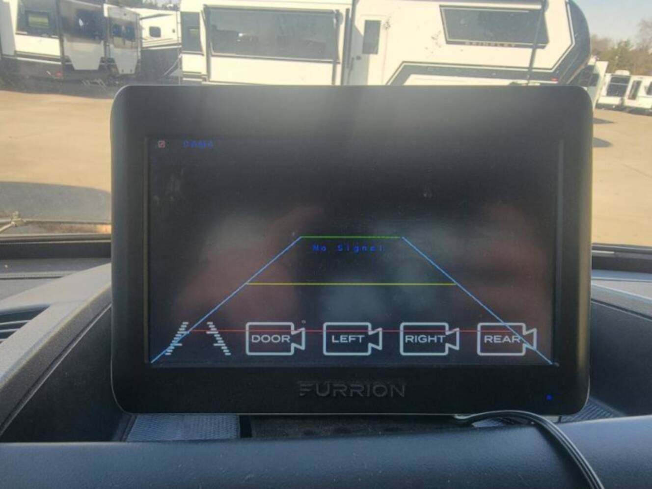 A photo of this 2015 Itasca Navion 24J