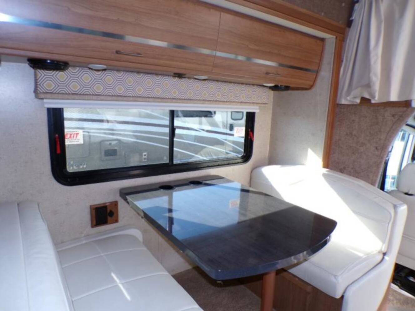 A photo of this 2015 Itasca Navion 24J