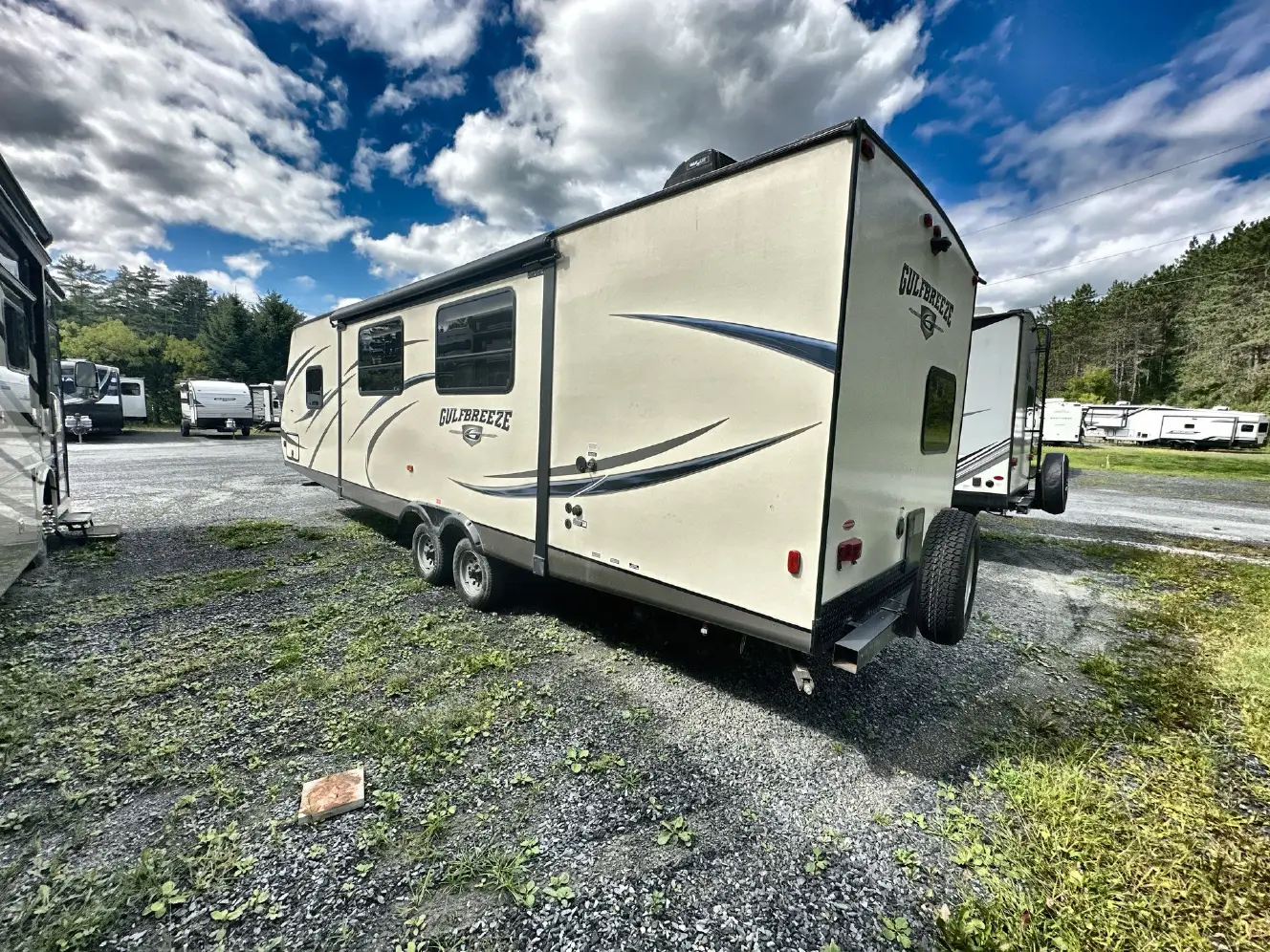 Used 2018 Gulf Stream Gulf Breeze 28DBS For Sale in East Montpelier, VT ...