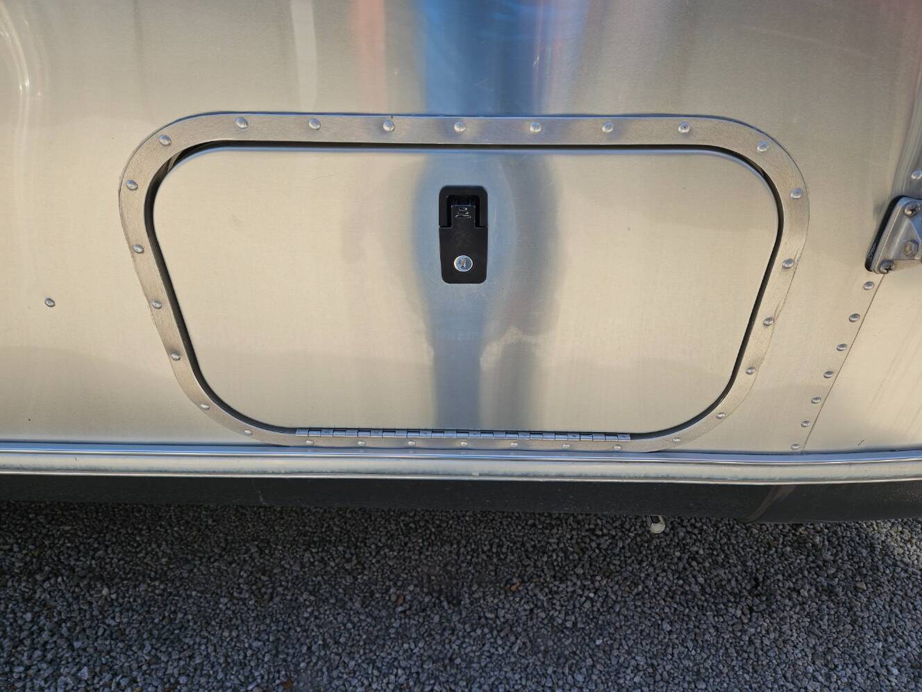 A photo of this 2016 Airstream International Serenity 23FB
