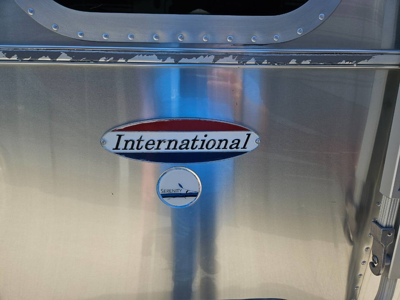 A photo of this 2016 Airstream International Serenity 23FB