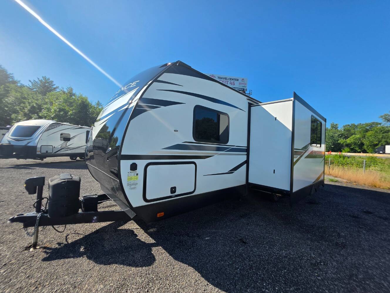 A photo of this 2022 Heartland Sundance Ultra Lite Series 255BH
